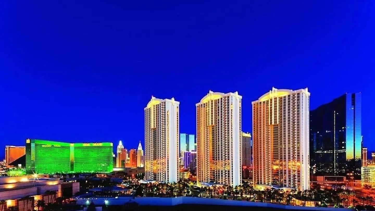 Mgm Signature Towers By Fantasticstay contacts
